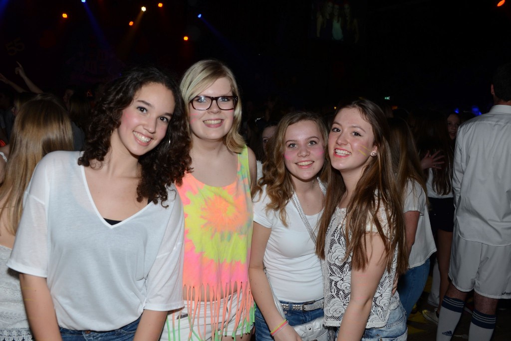 ../Images/Jeugddisco White Edition 315.jpg